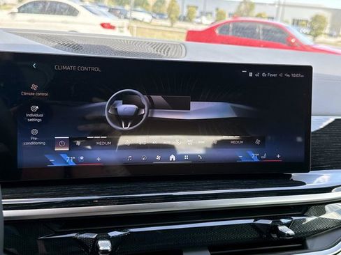 New 2026 BMW X5 sDrive40i w/ M Sport Package image 28