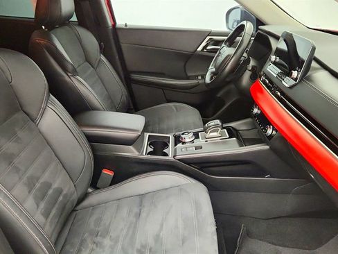 Used 2022 Mitsubishi Outlander SE image 25