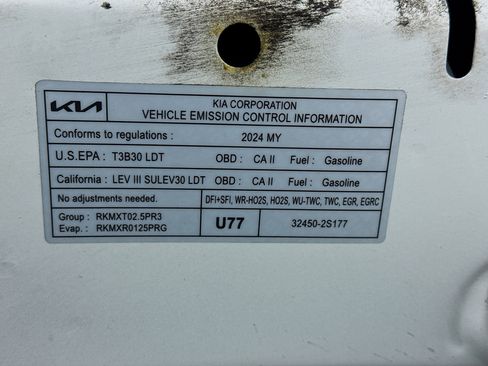 Used 2024 Kia Sportage EX FWD image 20