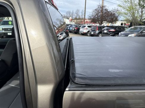 Used 2012 Toyota Tundra 4x4 Double Cab w/ Tow Pkg image 21