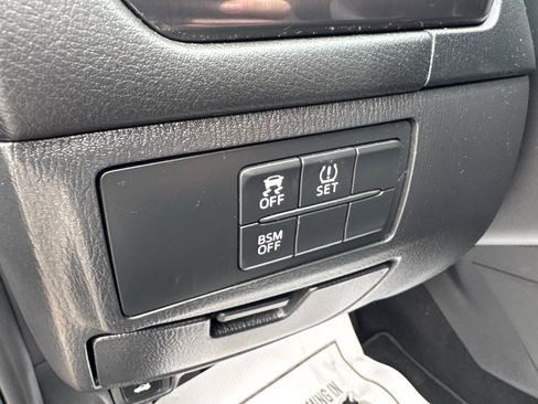 Used 2015 MAZDA MAZDA6 Touring w/ Touring Technology Package image 16