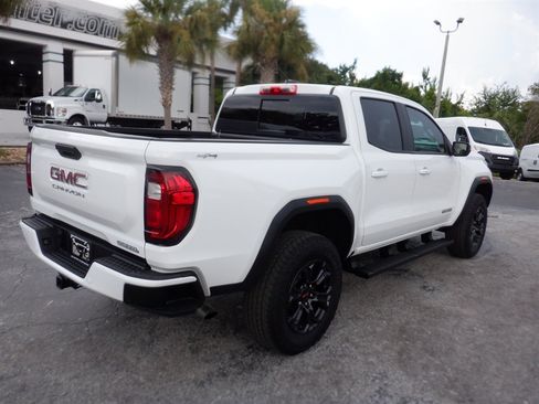 Used 2025 GMC Canyon Elevation w/ Convenience Package AWD/4WD image 9