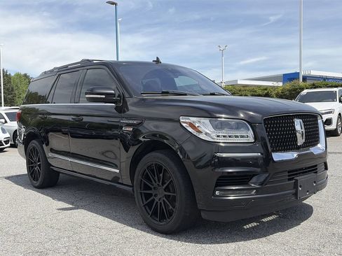 Used 2020 Lincoln Navigator Reserve w/ Equipment Group 208A Reserve AWD/4WD image 9