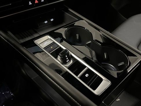 New 2026 Volkswagen Atlas Cross Sport SE image 14