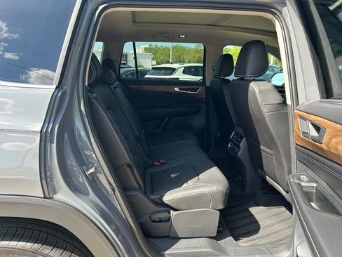 New 2026 Volkswagen Atlas SE FWD image 50