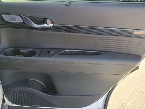 Used 2024 Hyundai Palisade Calligraphy image 21