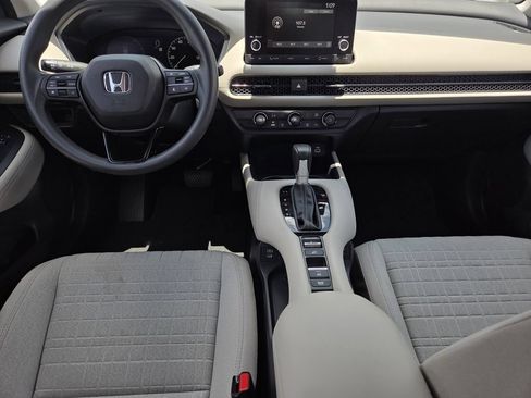 Used 2024 Honda HR-V LX image 8