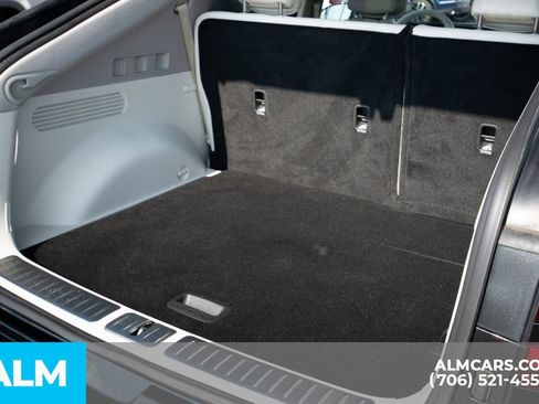 Used 2024 Genesis GV60 RWD image 17