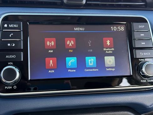 Used 2025 Nissan Versa SV w/ Trunk Package image 15