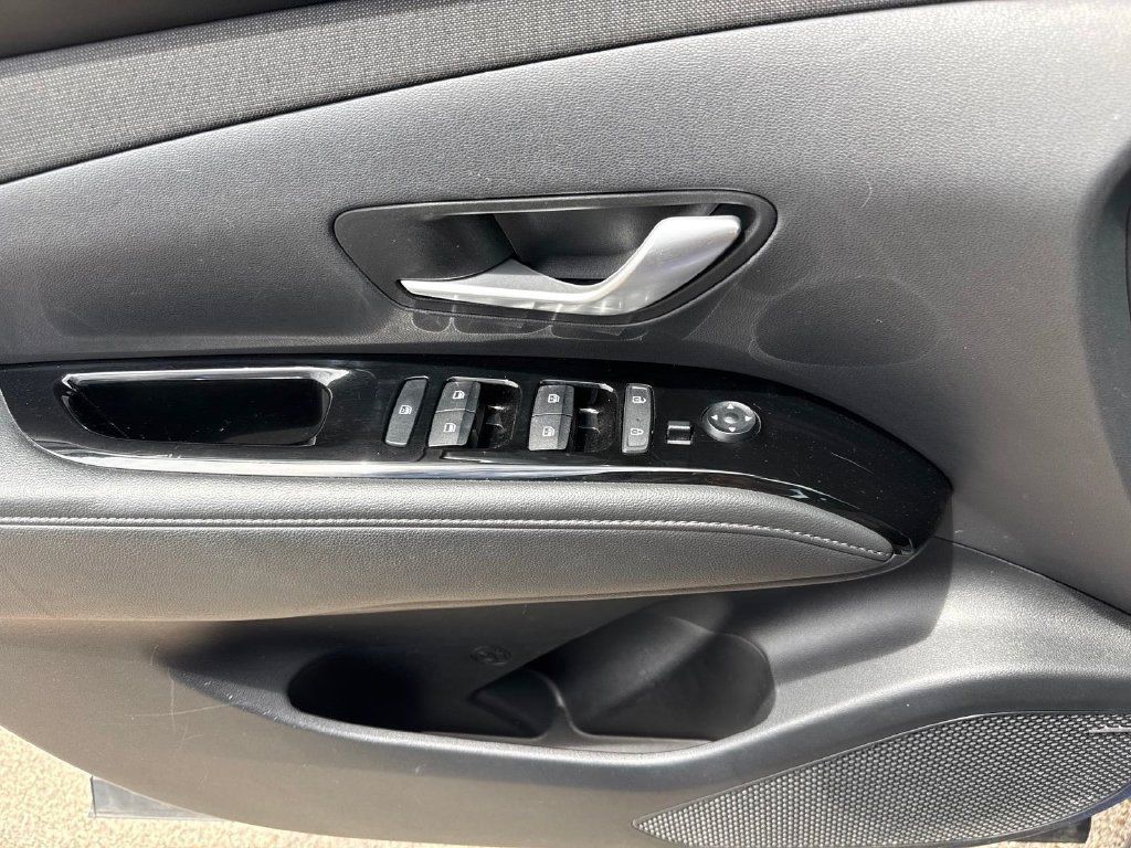 Used 2022 Hyundai Tucson SEL w/ Convenience + Premium Package AWD/4WD image 19