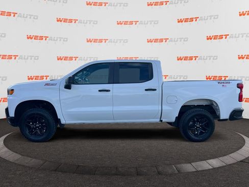 Used 2020 Chevrolet Silverado 1500 Custom Trail Boss w/ Custom Convenience Package AWD/4WD image 2
