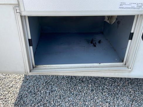 Used 2015 Chevrolet Express 3500 w/ Shuttle Bus Package image 9