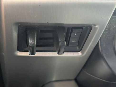 Used 2018 Ford F250 Platinum w/ Platinum Ultimate Package AWD/4WD image 19