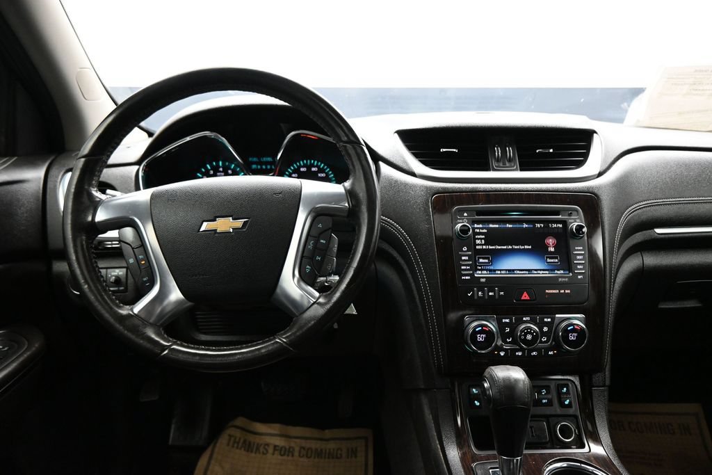 Used 2016 Chevrolet Traverse LT FWD image 15