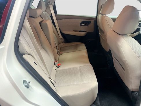 Used 2021 Nissan Rogue SV image 25