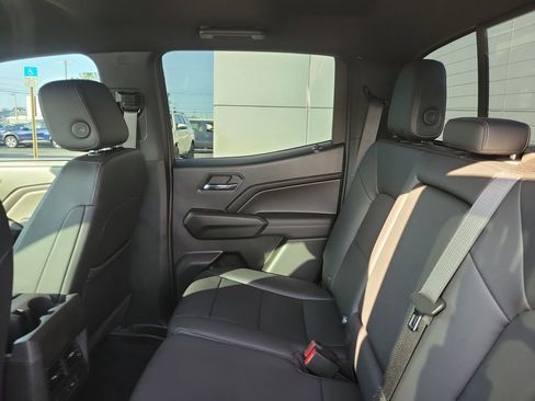 Used 2023 GMC Canyon Elevation w/ Elevation Premium Package image 9