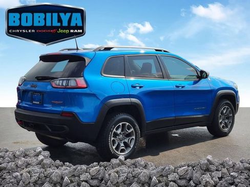 Used 2021 Jeep Cherokee Trailhawk w/ Trailer Tow Group AWD/4WD image 3