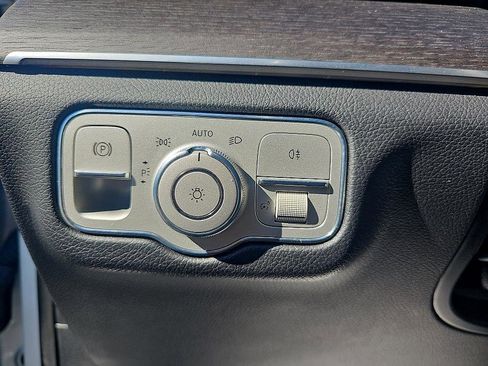 Used 2020 Mercedes-Benz GLS 450 4MATIC image 17