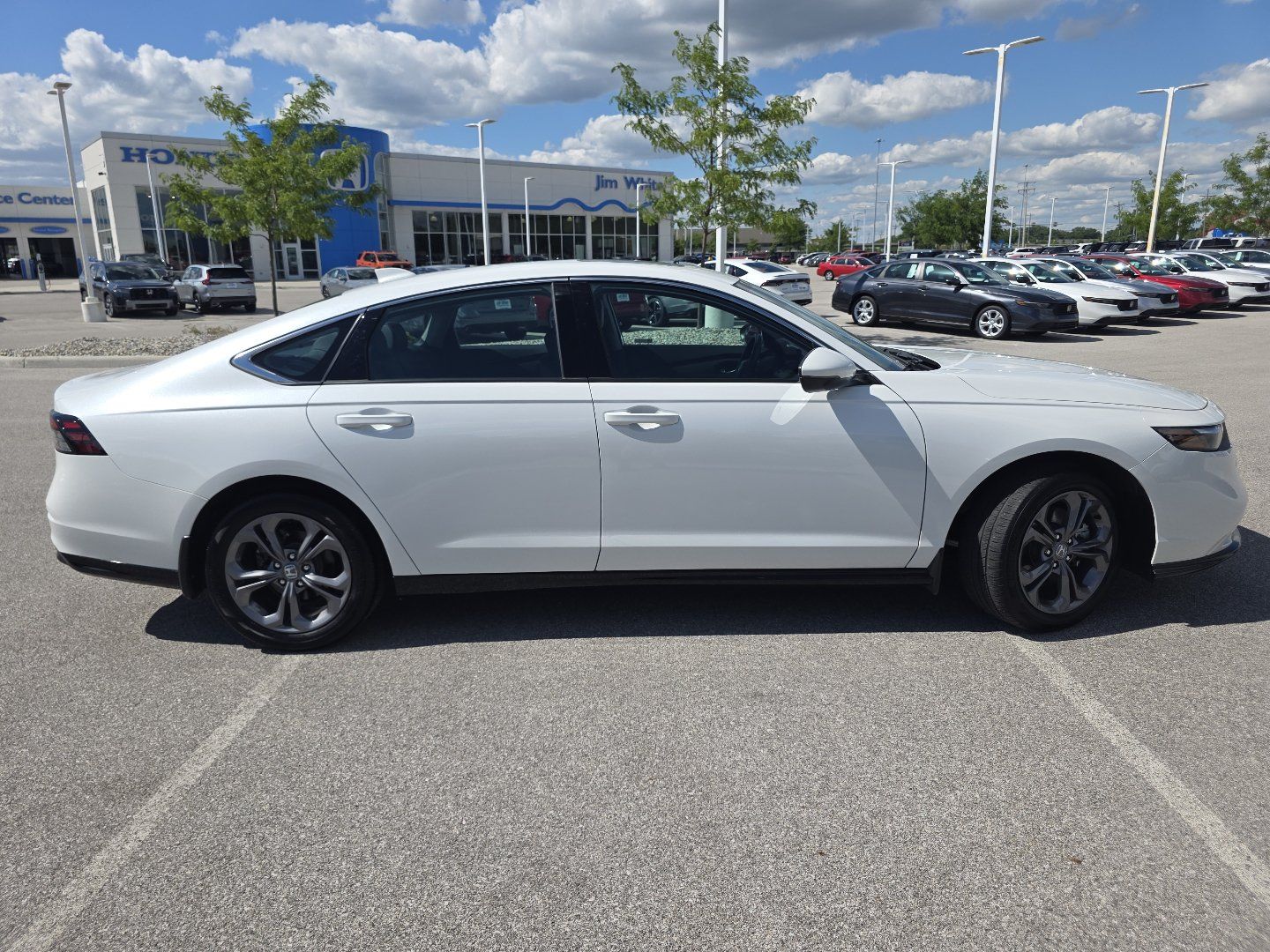 Certified 2024 Honda Accord EX-L image 18