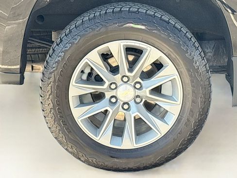 Used 2021 Chevrolet Silverado 1500 High Country w/ Safety Package II AWD/4WD image 32