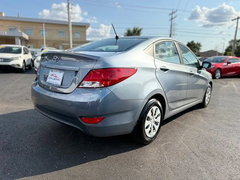 Used 2017 Hyundai Accent SE FWD image 3