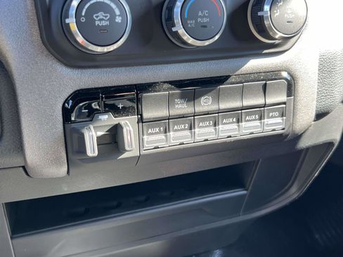 Used 2023 RAM 3500 Tradesman image 19