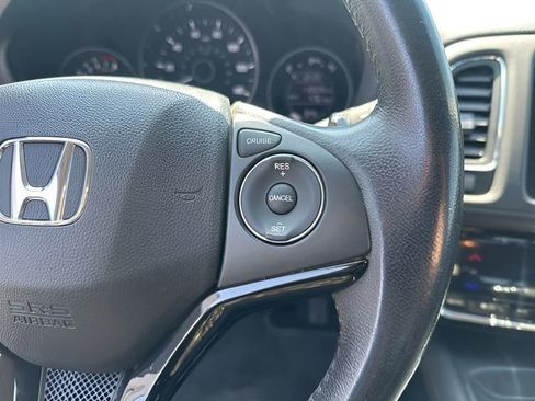 Used 2018 Honda HR-V EX-L image 17