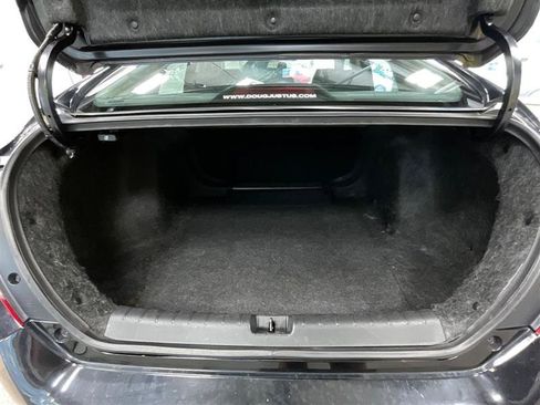 Used 2019 Honda Civic LX image 25