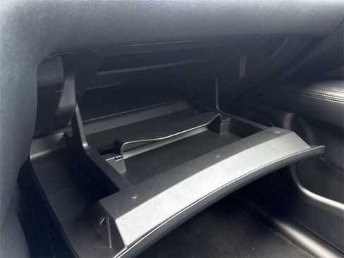 Used 2020 Nissan Pathfinder SV image 42