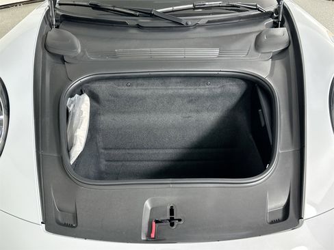 Certified 2024 Porsche 911 Targa 4S image 34