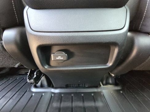 Used 2025 Honda Ridgeline Sport image 17