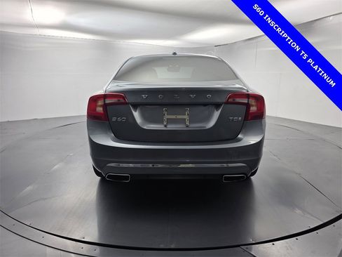 Used 2018 Volvo S60 T5 Inscription Platinum image 5