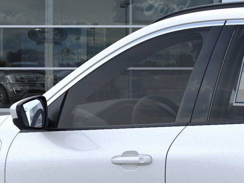 New 2025 Ford Escape SE FWD image 20