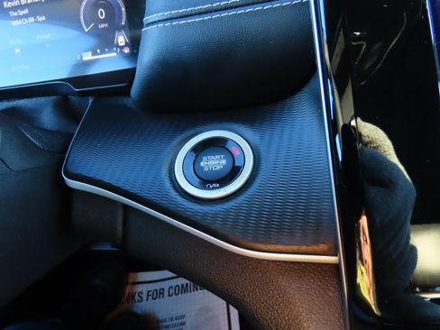 Used 2023 Jeep Grand Cherokee L Laredo image 28