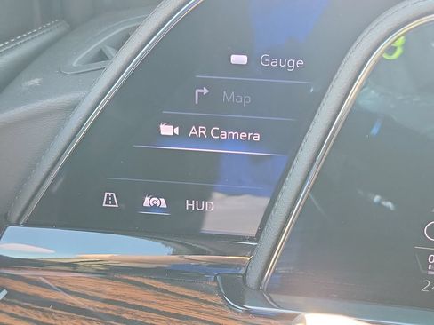 Used 2023 Cadillac Escalade Premium Luxury AWD/4WD image 9