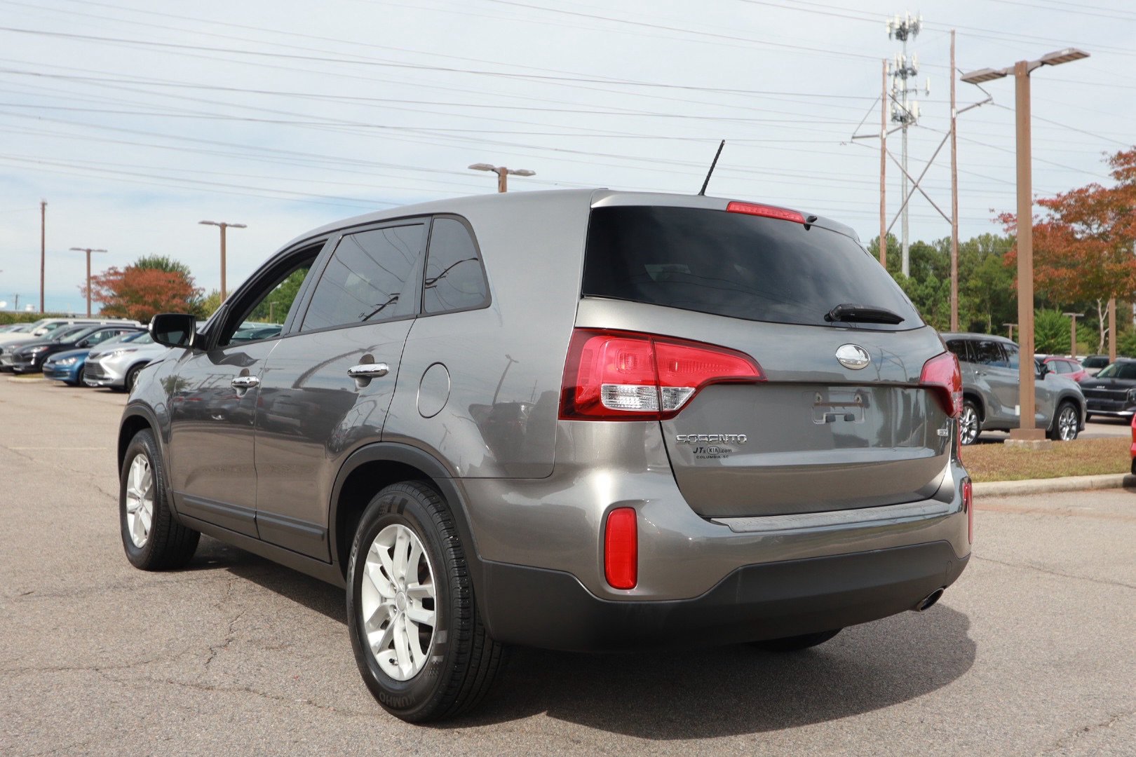 Used 2015 Kia Sorento LX FWD image 3