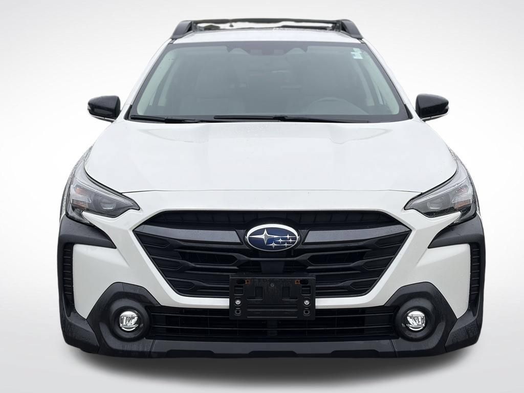 Used 2024 Subaru Outback Premium AWD/4WD image 3