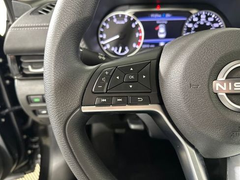 Used 2025 Nissan Sentra SV image 15