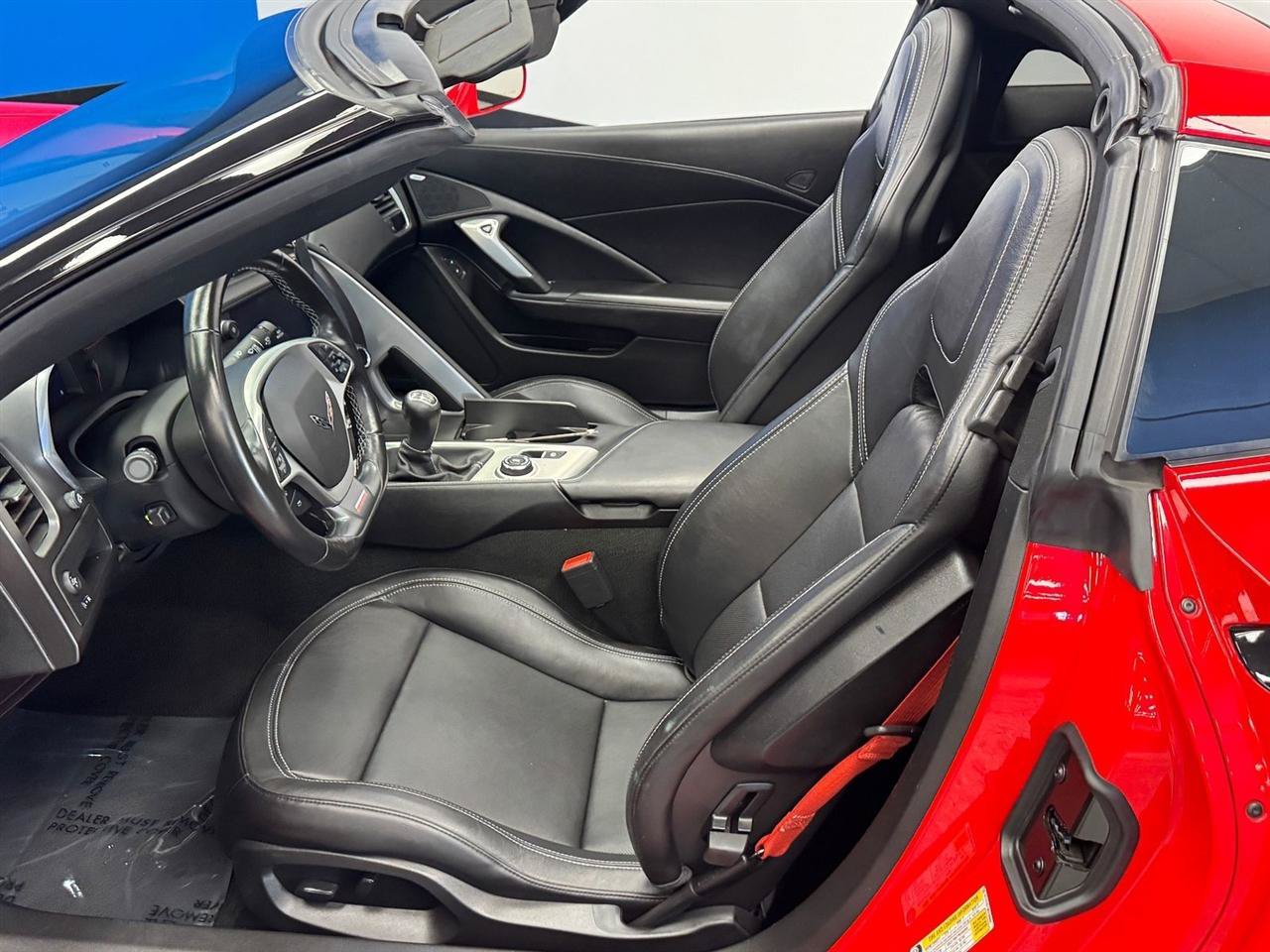 Used 2019 Chevrolet Corvette Grand Sport w/ Carbon Flash Badge Package RWD image 19