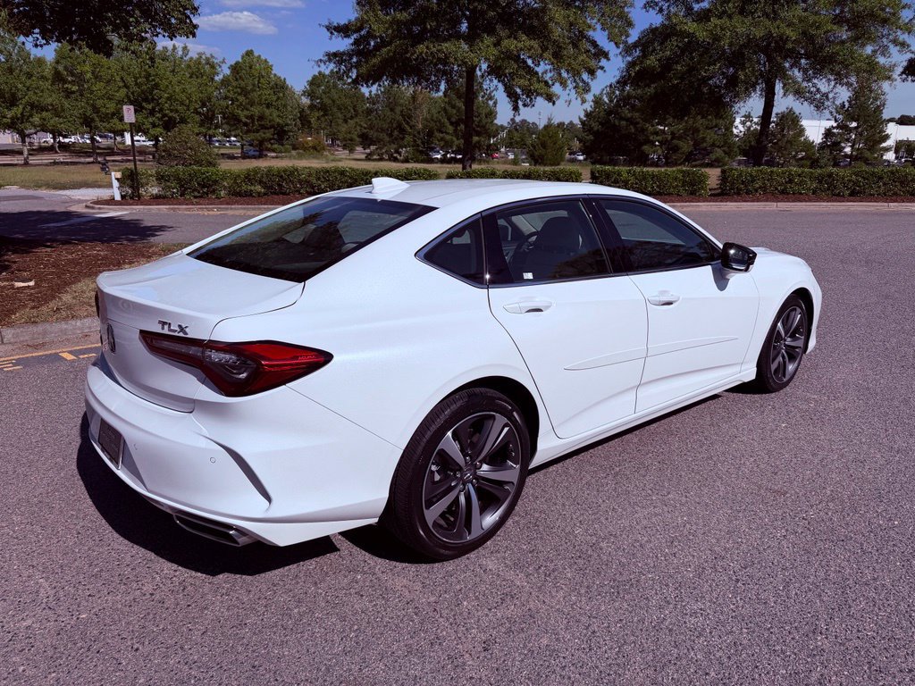 Used 2024 Acura TLX w/ Technology Package FWD image 13