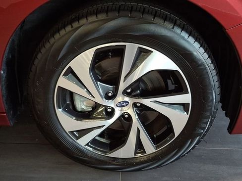 Certified 2025 Subaru Legacy Premium AWD/4WD image 7
