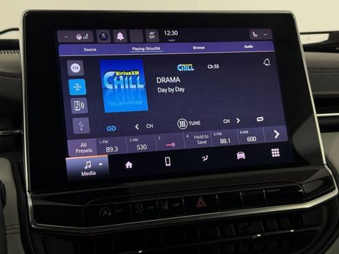 Used 2022 Jeep Compass Limited image 17