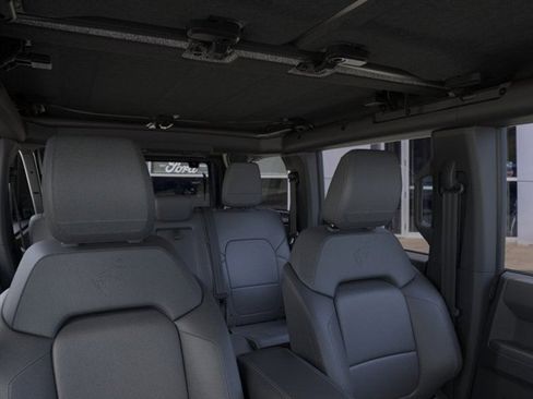 New 2025 Ford Bronco Badlands image 12