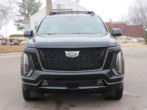 New 2026 Cadillac Escalade Platinum Sport w/ LPO, ONYX Package image 2