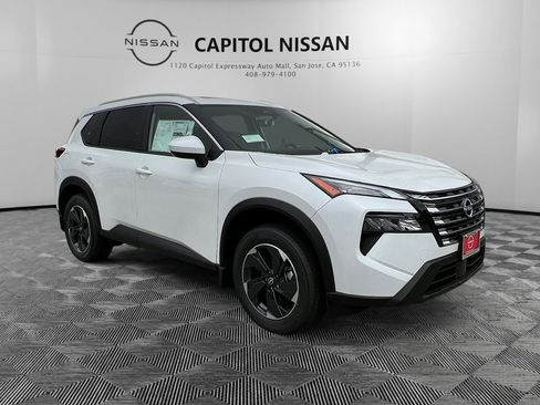 New 2025 Nissan Rogue SV w/ SV Premium Package image 4