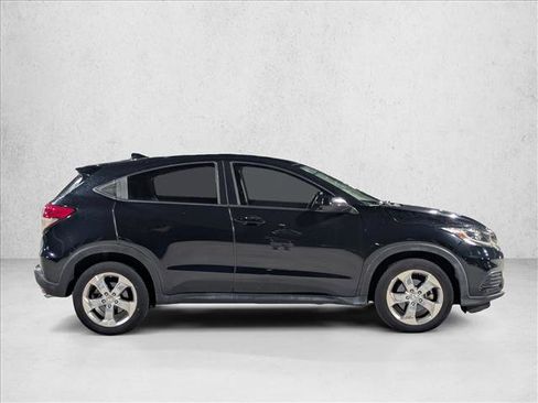 Used 2019 Honda HR-V LX image 4