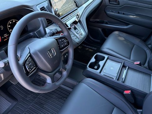 New 2026 Honda Odyssey Sport-L image 11