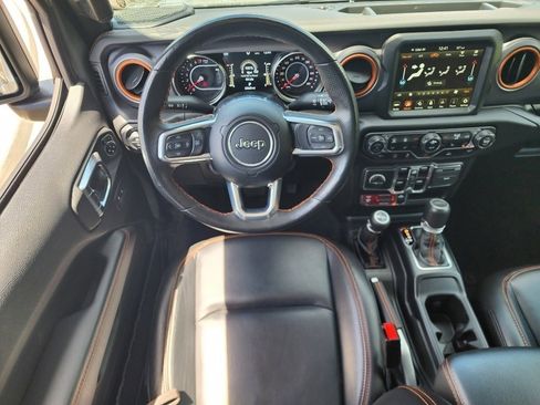 Used 2022 Jeep Gladiator Mojave w/ Cold Weather Group image 3