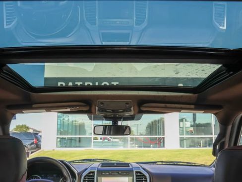 Used 2018 Ford F150 King Ranch w/ Equipment Group 601A Luxury AWD/4WD image 12