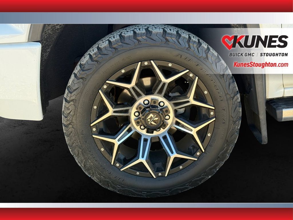 Used 2018 GMC Sierra 1500 Denali w/ Denali Ultimate Package AWD/4WD image 11